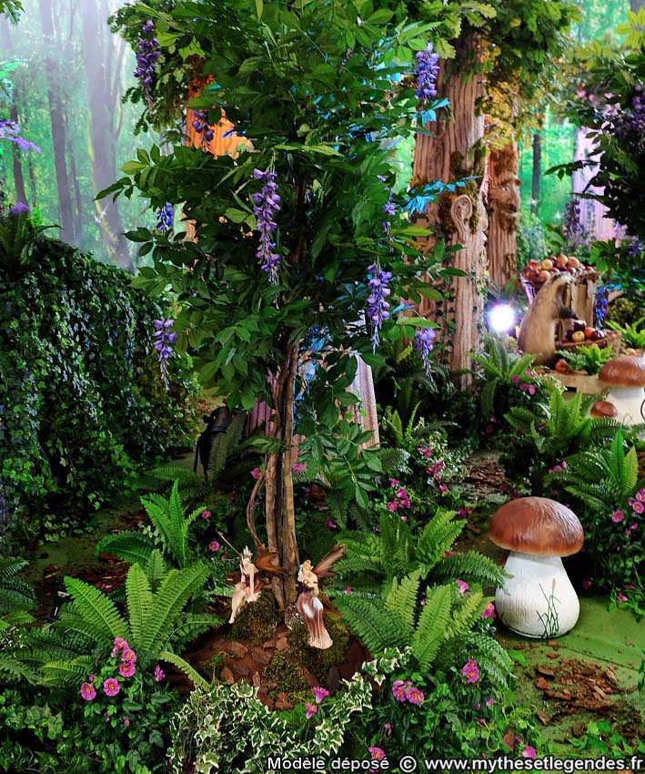 Exhibition The Enchanted Forest (177) Fairies
